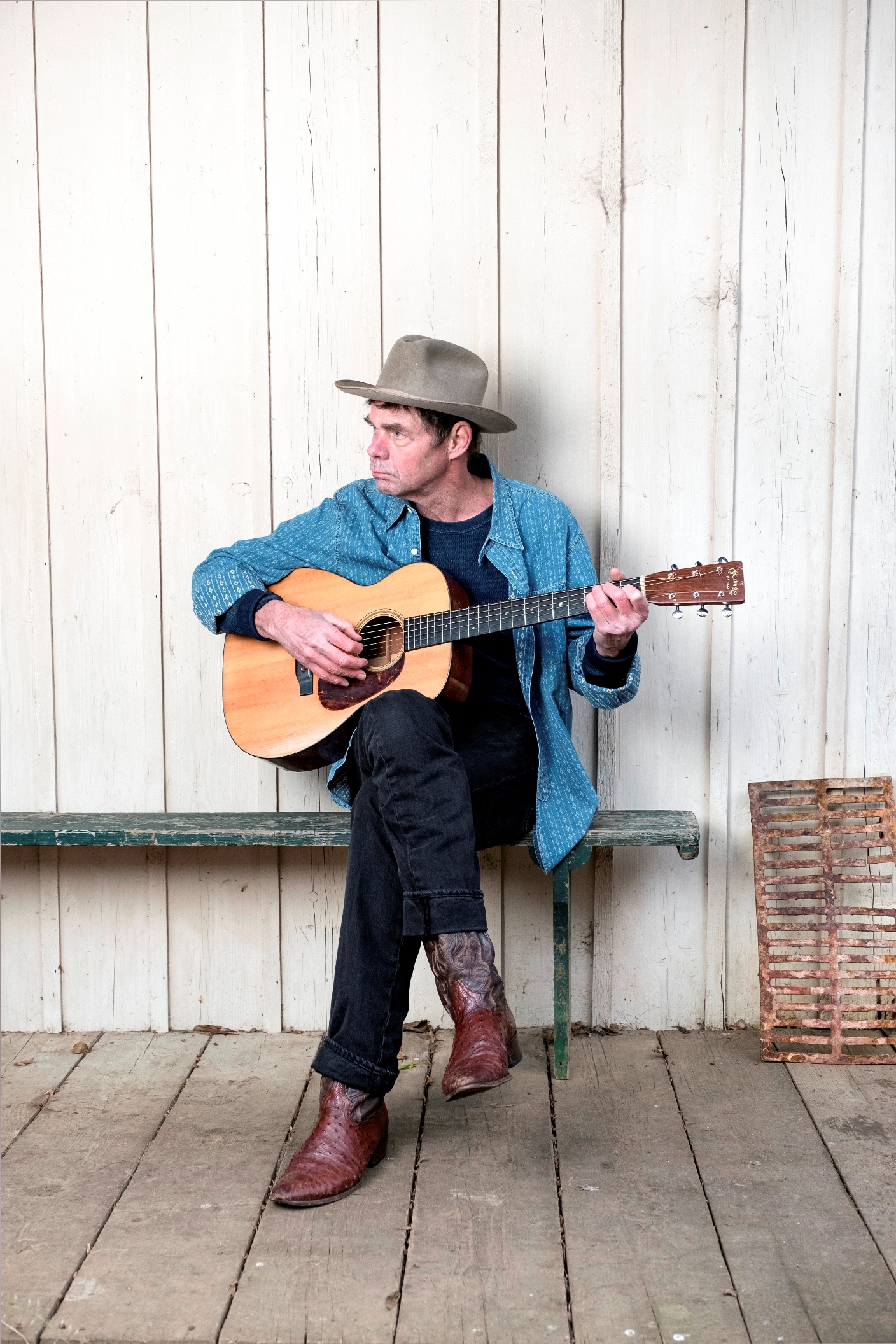 New Tour For Rich Hall In Called Chin Music