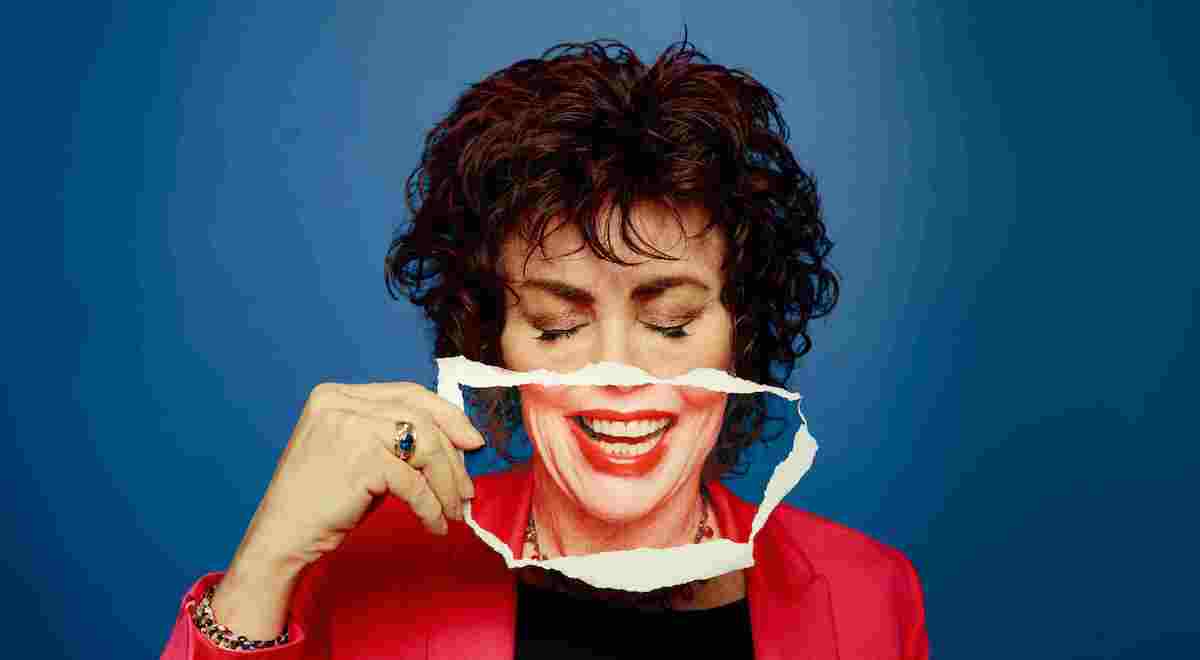 Ruby Wax Announces New Tour Dates next year.