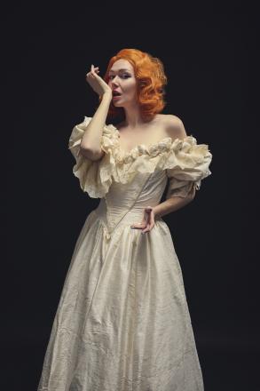  Elf Lyons IS The Woman on the Edge To Run In New York and London