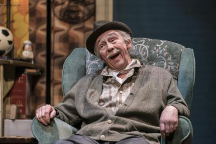 News: Paul Whitehouse Returns To Only Fools Cast