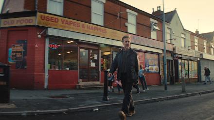  Charlie Brooker Gets Seriously Absurd In New Netflix Crime Thriller