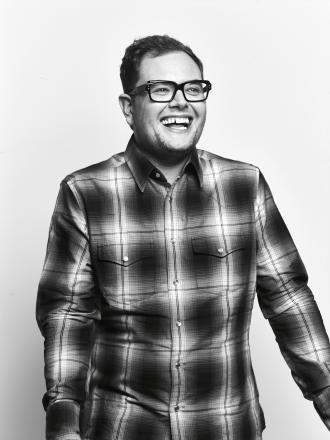 News: Alan Carr Autobiographical Sitcom In Development