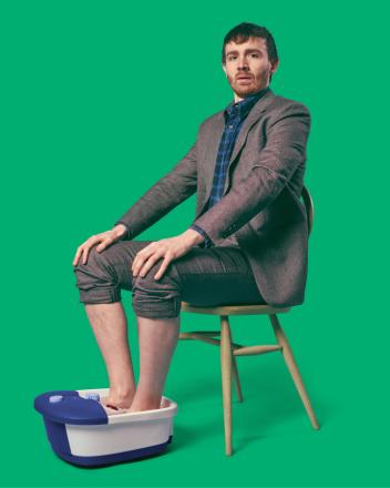 Review: Edinburgh Fringe 2025 – Ian Smith: Foot Spa Half Empty, Monkey Barrel Review: Edinburgh Fringe 2025 – Ian Smith: Foot Spa Half Empty, Monkey Barrel