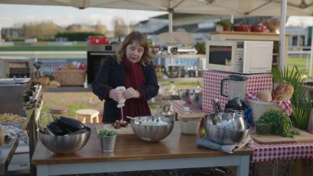 Alex Brooker, Kerry Godliman, Suzi Ruffell, Lou Sanders and Phil Wang Star In Digital Cooking Show Alex Brooker, Kerry Godliman, Suzi Ruffell, Lou Sanders and Phil Wang Star In Digital Cooking Show