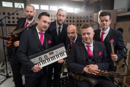Interview: Alex Horne On The New Horne Section Series Interview: Alex Horne On The New Horne Section Series
