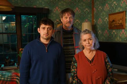 First Look At Dawn French Mark Heap Sitcom Can You Keep a Secret?