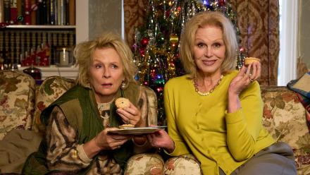 Jennifer Saunders Talks About Reuniting With Joanna Lumley and the Absolutely Fabulous Amandaland Christmas Special Jennifer Saunders Talks About Reuniting With Joanna Lumley and the Absolutely Fabulous Amandaland Christmas Special
