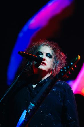 The Cure's Robert Smith Curates Teenage Cancer Trust Comedy Night The Cure's Robert Smith Curates Teenage Cancer Trust Comedy Night