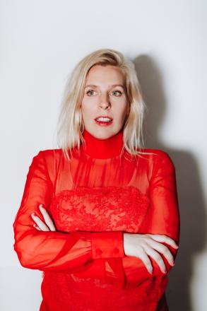 Sara Pascoe Interview