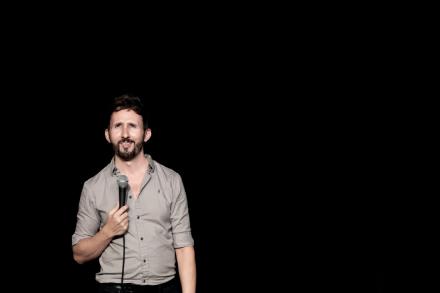 Comedian Offers Charity Donations In Return for Edinburgh Publicity