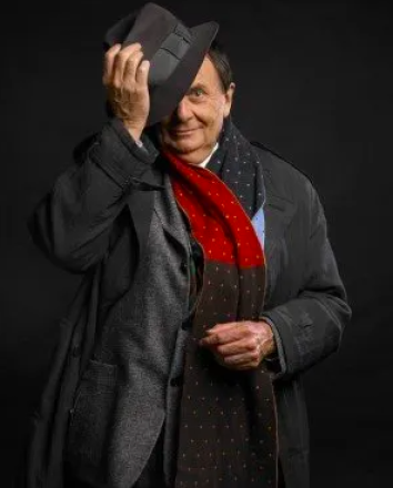 Barry Humphries Dies, Aged 89