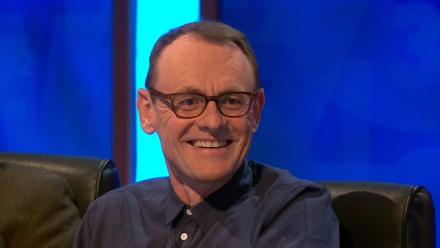 Fans Pay Tribute to Sean Lock During Final 8 Out Of 10 Cats Appearance Fans Pay Tribute to Sean Lock During Final 8 Out Of 10 Cats Appearance