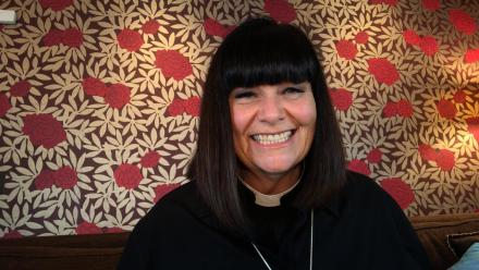 News: Vicar Of Dibley Returns for Christmas Lockdown Specials