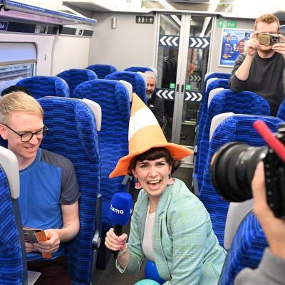 Lumo celebrates Glasgow International Comedy Festival With Onboard Quiz 