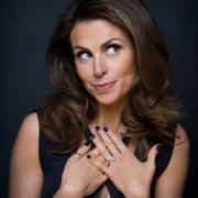 News: Tour For Mash Report Star Ellie Taylor