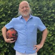 Bill Bailey, Sanjeev Bhaskar and Elizabeth Carling star in Radio 4 Comedy Hennikay