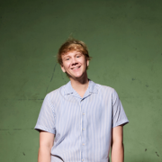 Review: Edinburgh Fringe 2024 – Josh Thomas, Pleasance Courtyard