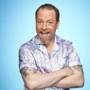 News: Rufus Hound Leaves Dancing On Ice